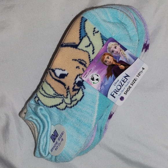 Disney Frozen 2 Girl's No Show Socks | 10 1/2-4 | Multi - Picture 7 of 7